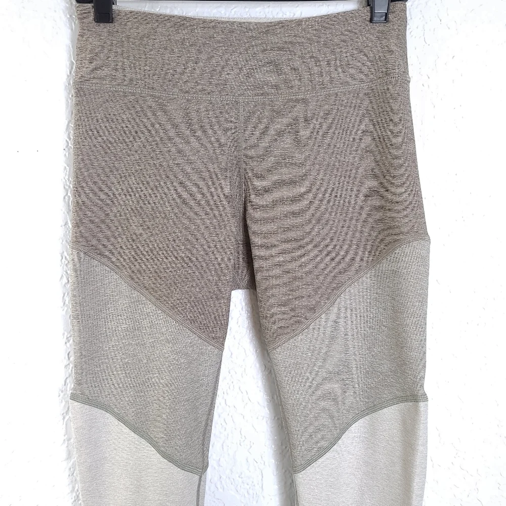 OUTDOOR VOICES Tri-Tone 7/8 Leggings Cream - Picture 4 of 8
